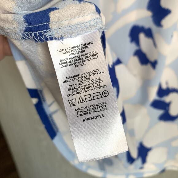 LOFT Blue Sleeveless Ruffle Top Medium - Picture 3 of 4